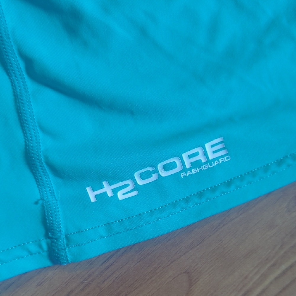 NRS Teal Short Sleeve Rash Guard - Picture 2 of 4